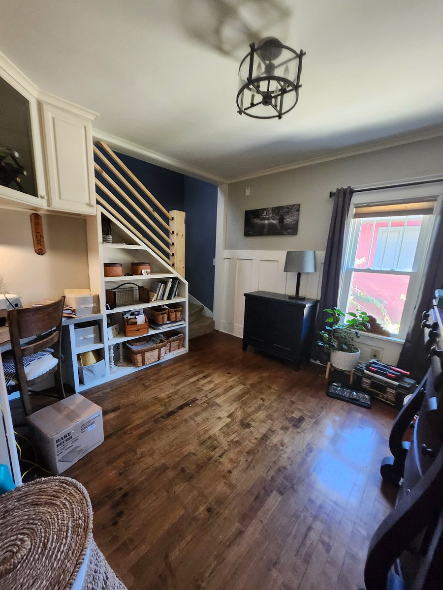 Office /butler kitchen