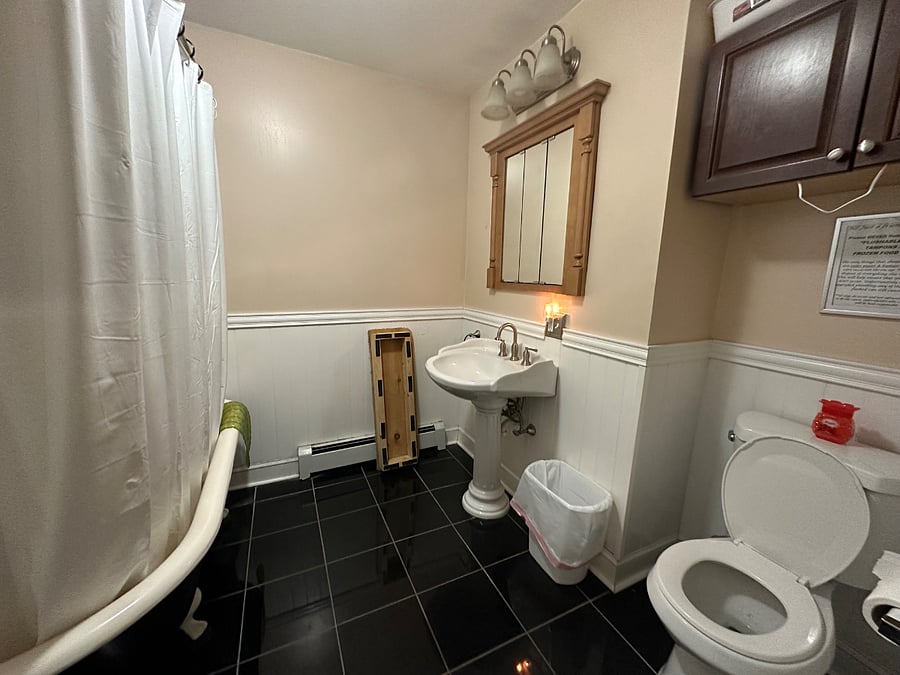 Renovated shared bathroom!