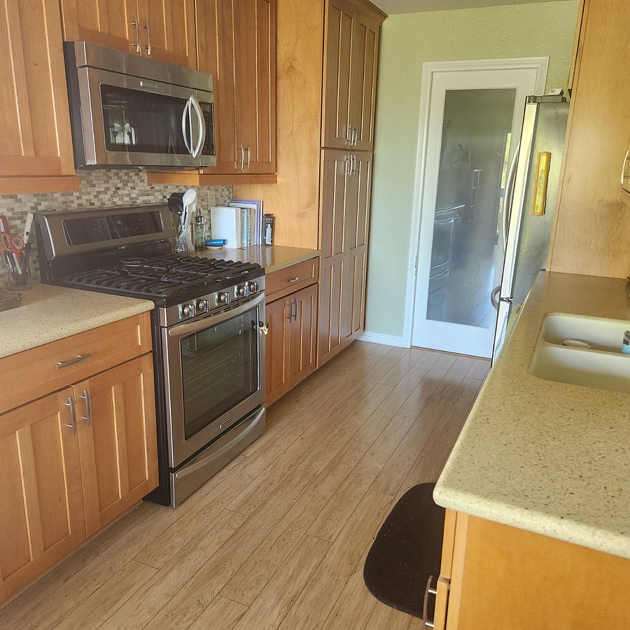 kitchen & laundry