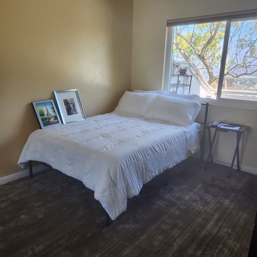 guest room double bed
