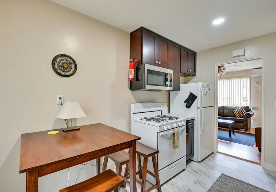 Furnished Finder property 741032_2 photo 9