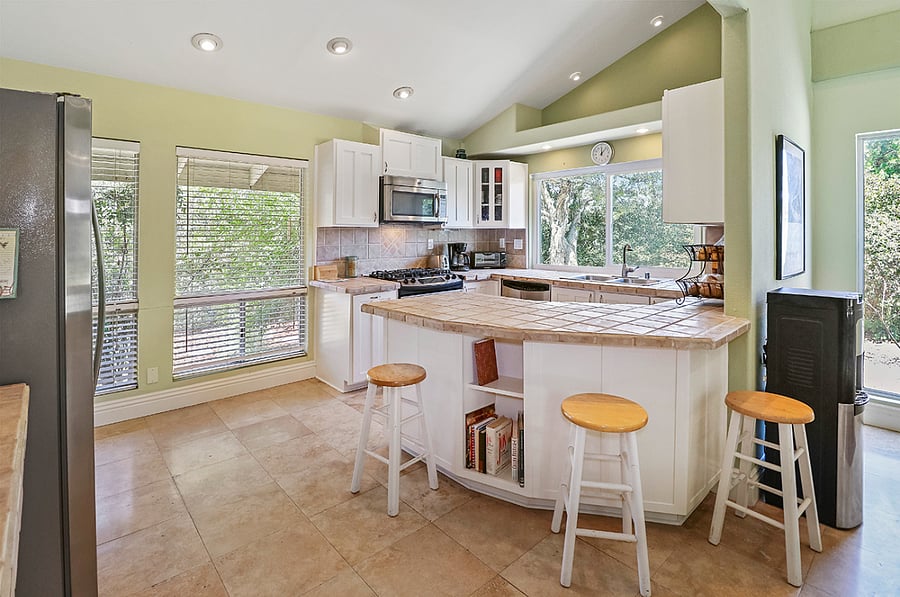 Furnished Finder property 741073_1 photo 3