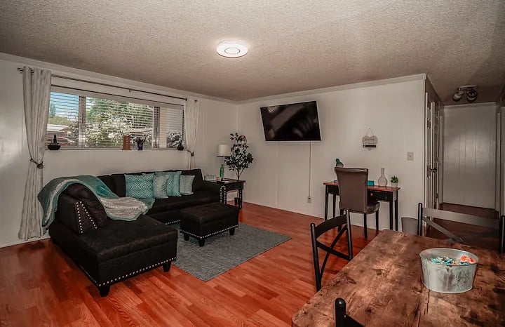 Furnished Finder property 741129_1 photo 3