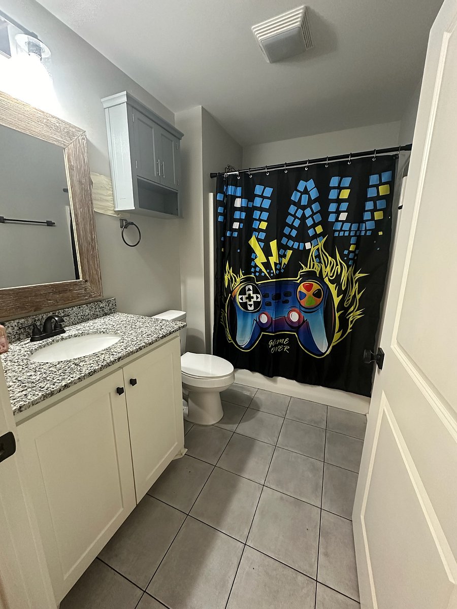 Upstairs bathroom