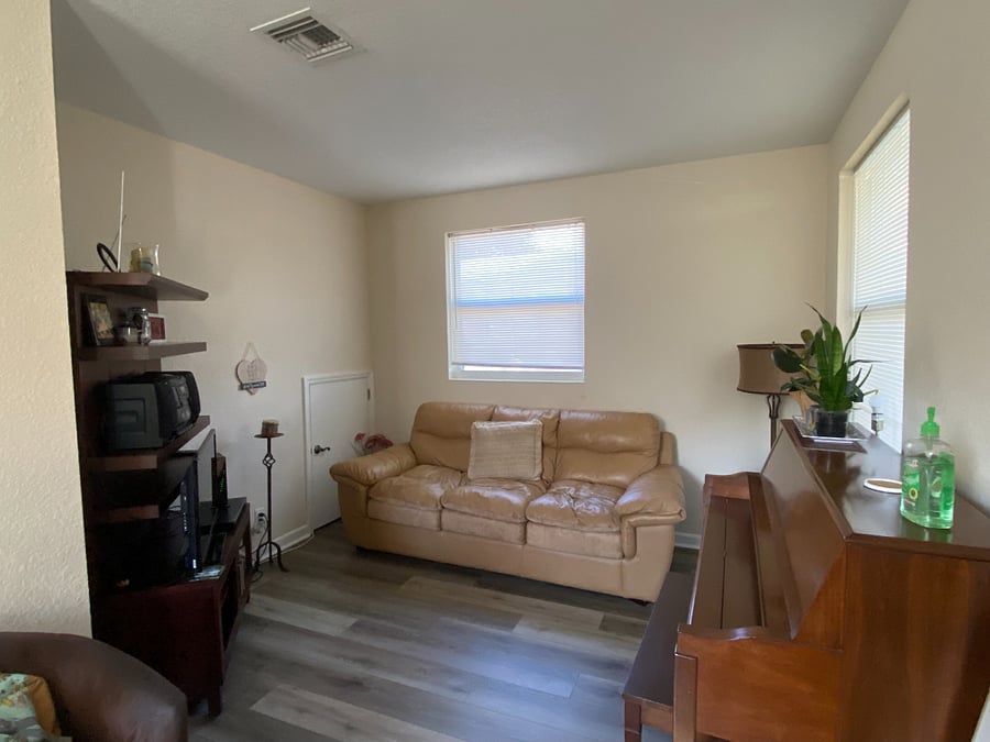 Living Room. Piano for guest use. 