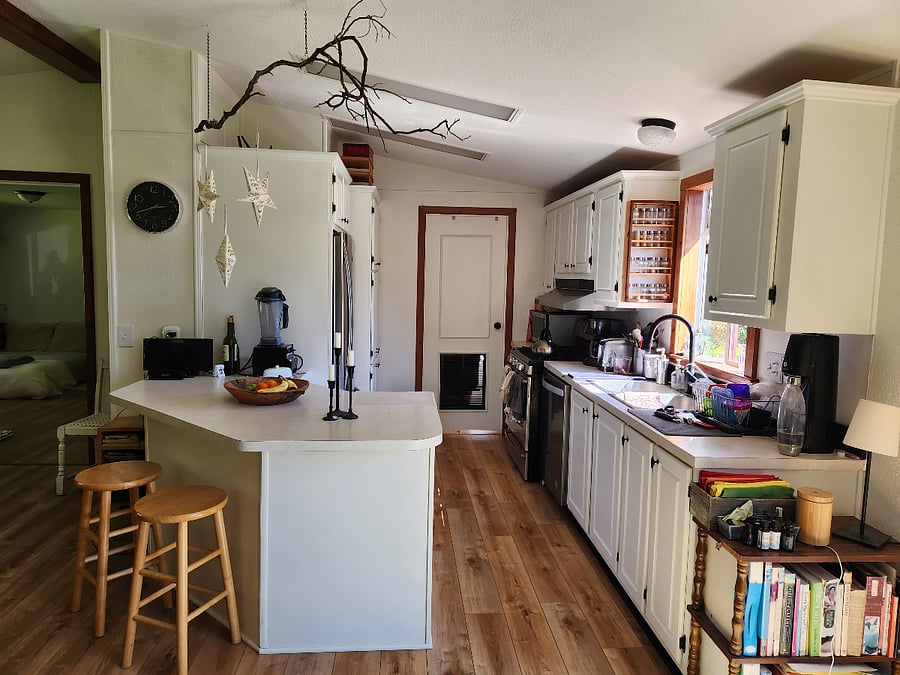Furnished Finder property 741275_1 photo 3
