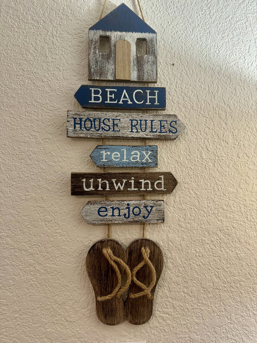 Coastal Vibe Decor