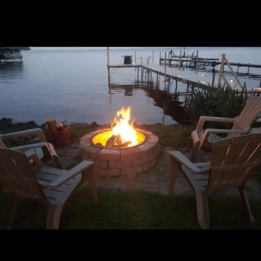 Lakeside Firepit - Firewood Provided