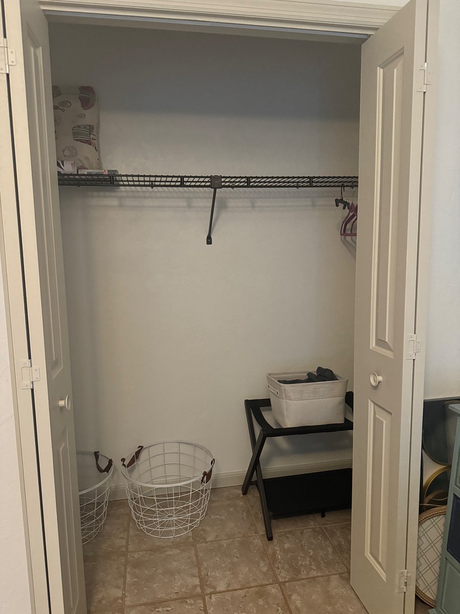 3rd bedroom closet