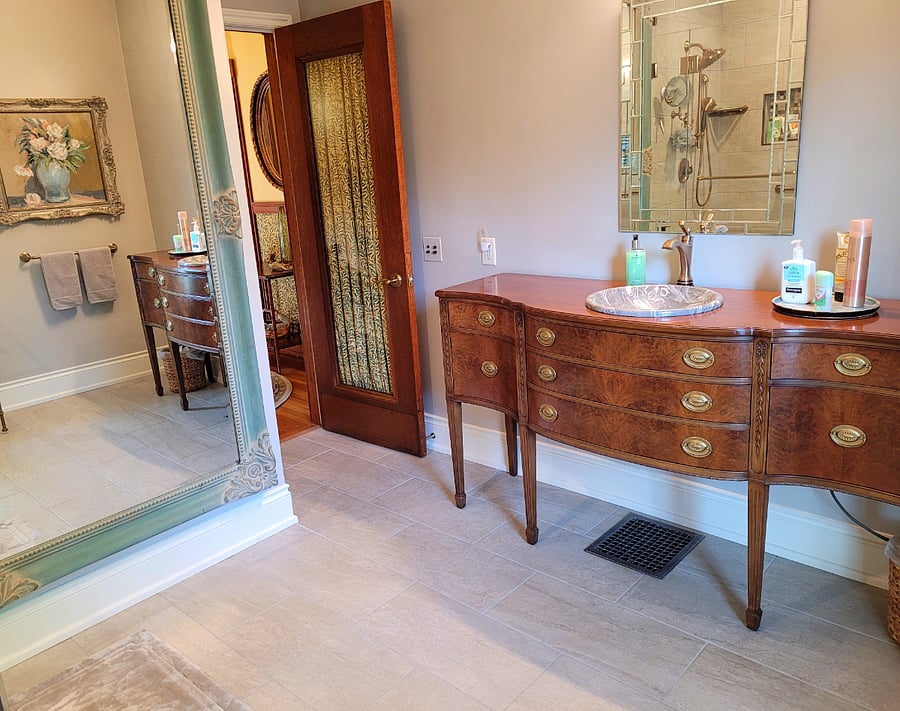 Spacious Luxury Bath on Second Floor