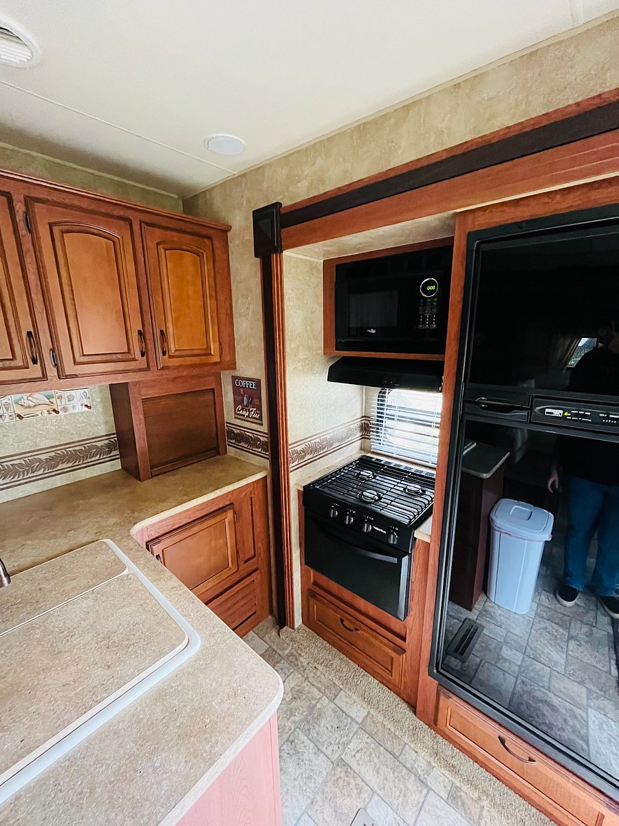 Furnished Finder property 741500_1 photo 32