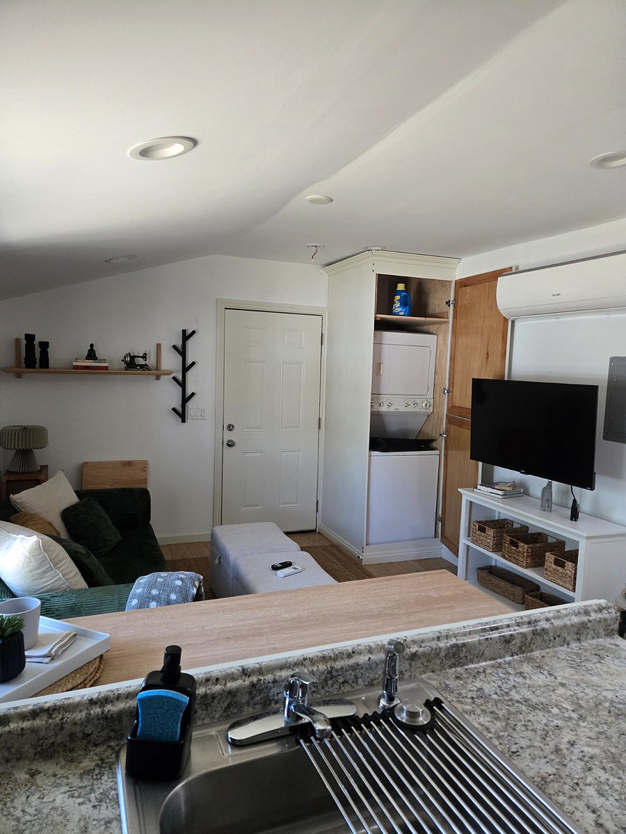 Furnished Finder property 741521_1 photo 4