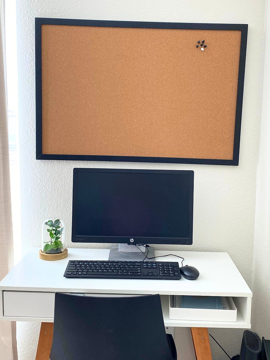 Dedicated workspace with computer access and free wi-fi.