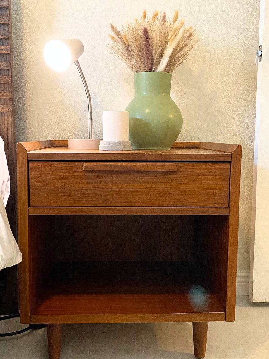 Bedroom 3 nightstand.