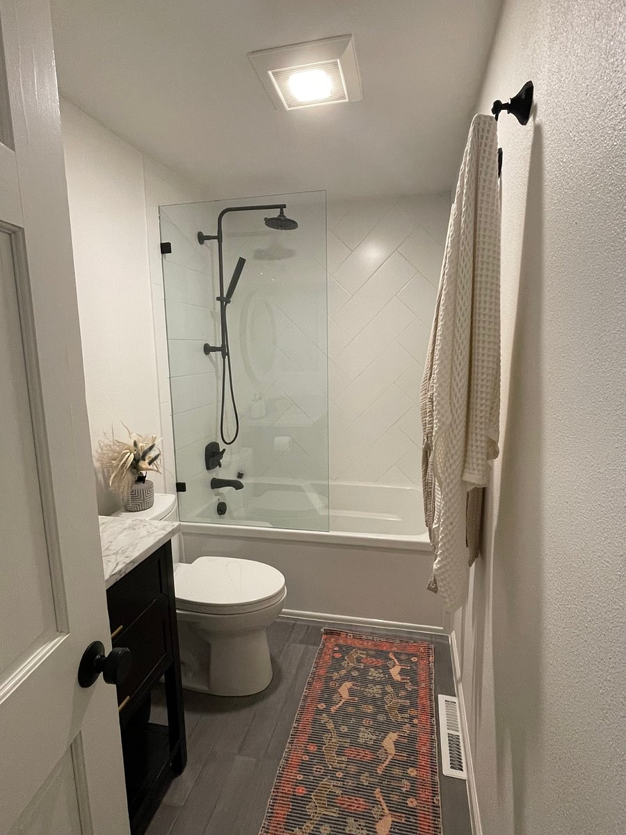 Newly Remodeled bath. Photo 2