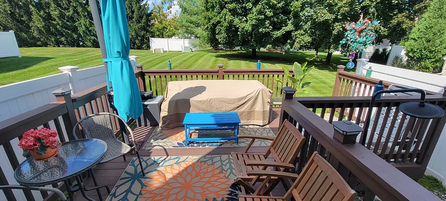 Seasonal back deck and yard