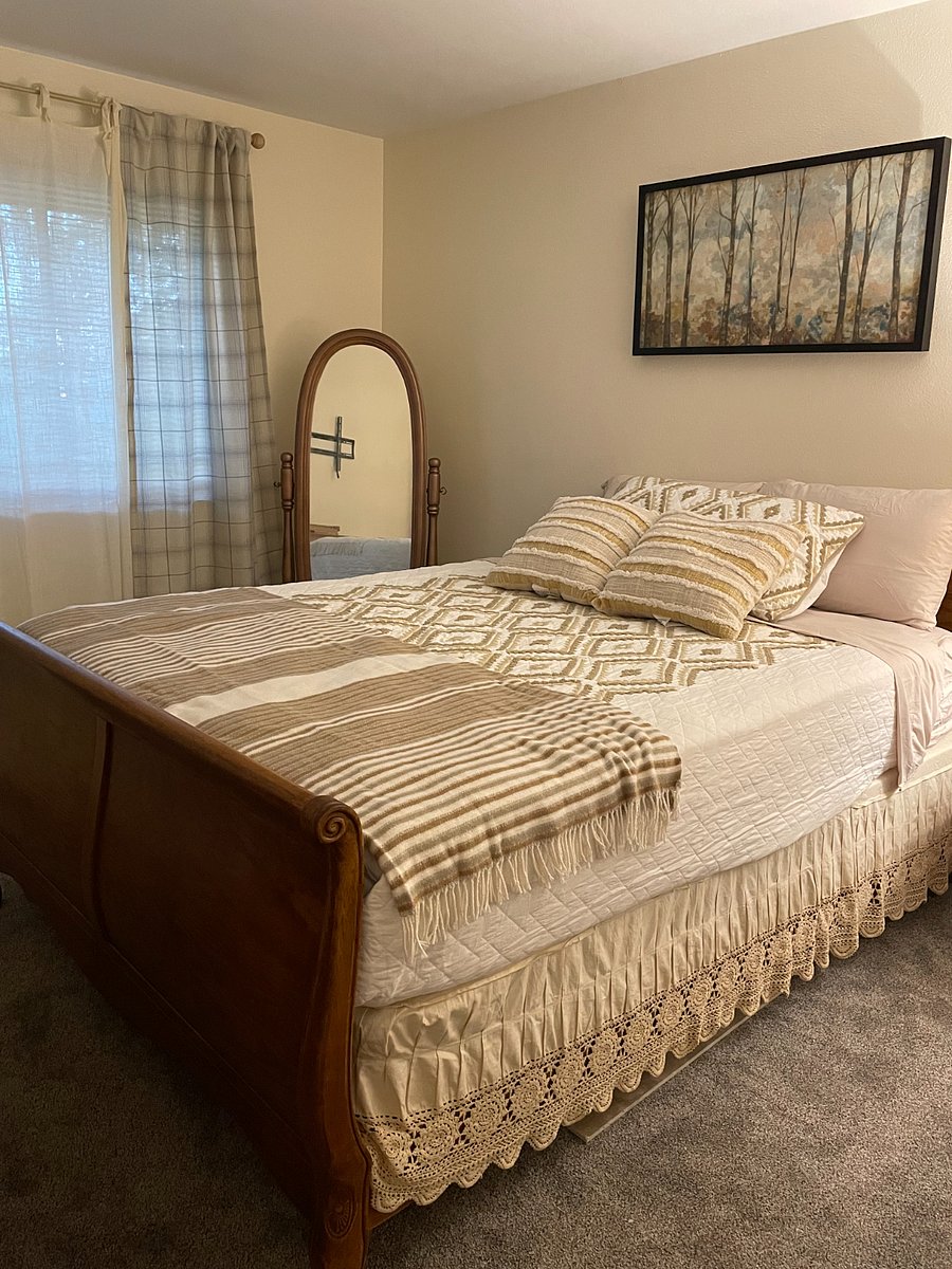 Furnished Finder property 742072_1 photo 16