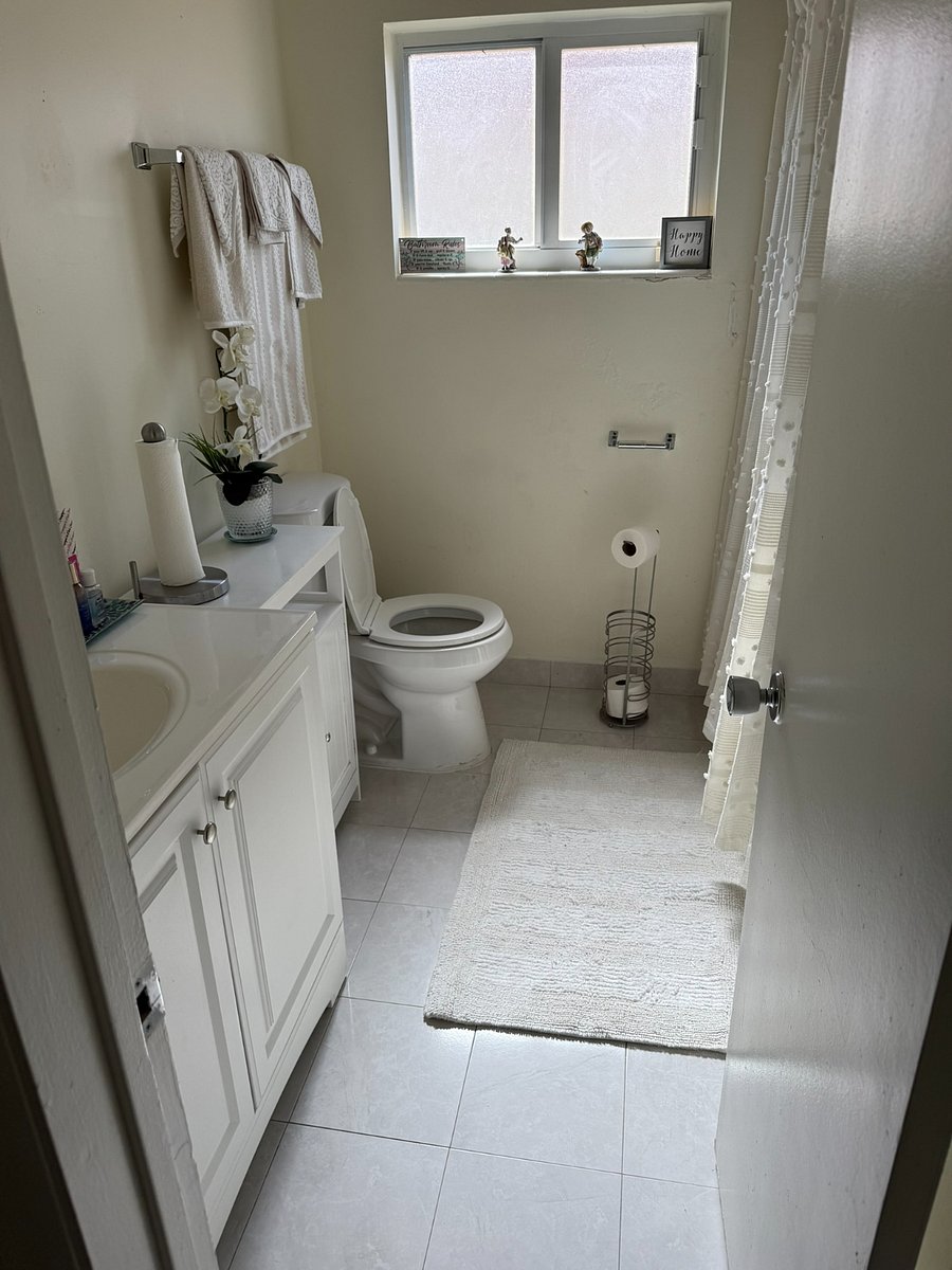 Furnished Finder property 742105_1 photo 7