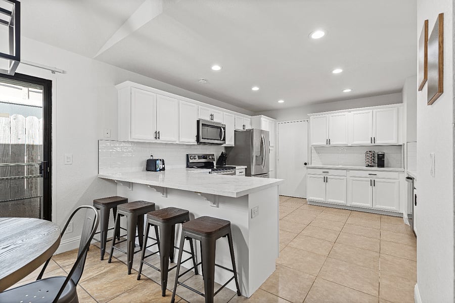 Furnished Finder property 742119_1 photo 7