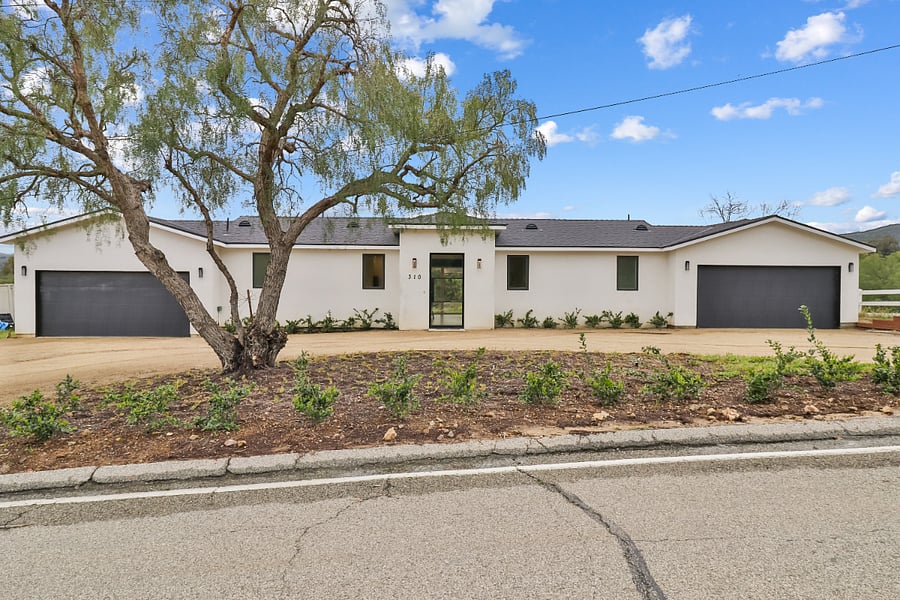 Furnished Finder property 742173_1 photo 23