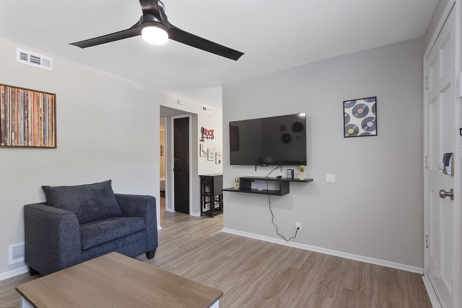 Furnished Finder property 742194_1 photo 3