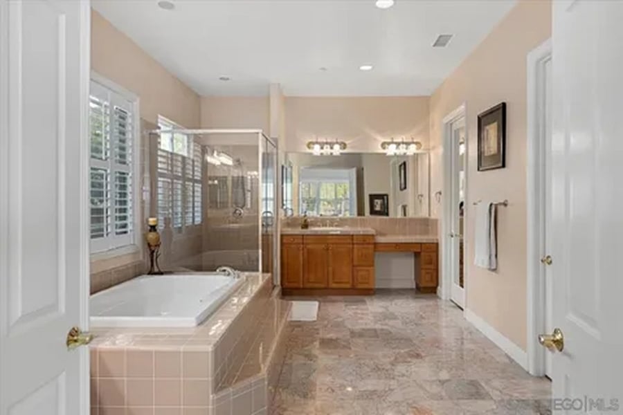 Furnished Finder property 742217_1 photo 9