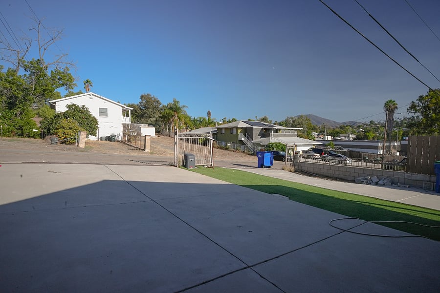 Furnished Finder property 742230_1 photo 4