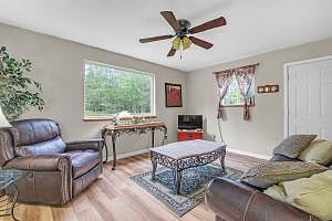 Furnished Finder property 742306_1 photo 16