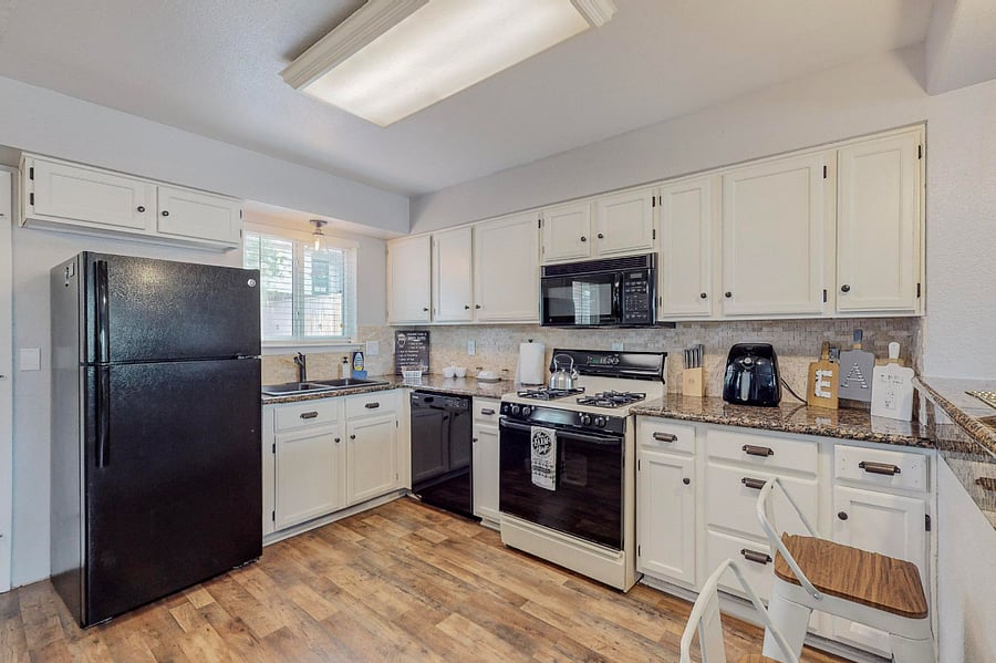 Furnished Finder property 742347_1 photo 9