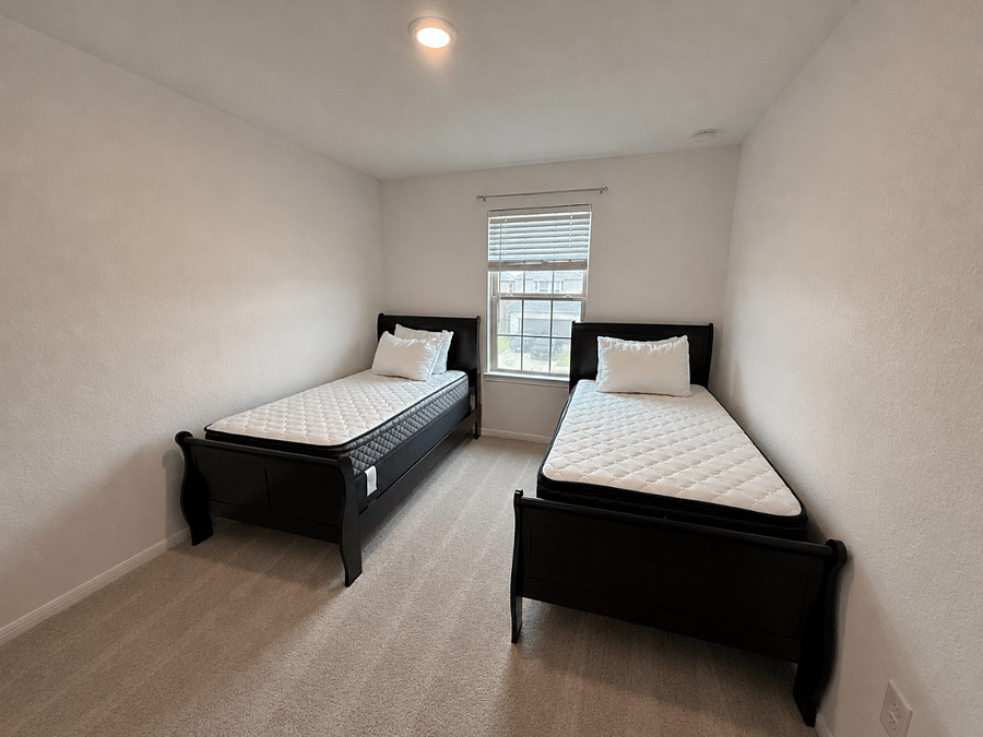 Furnished Finder property 742432_1 photo 10