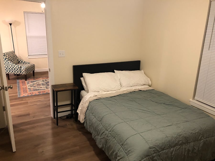 Primary Bedroom, Full size bed