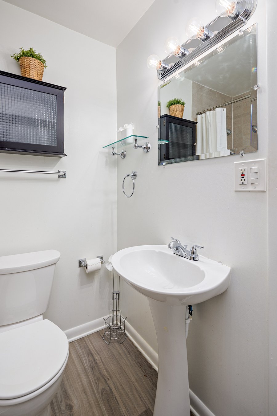 Furnished Finder property 742494_1 photo 12