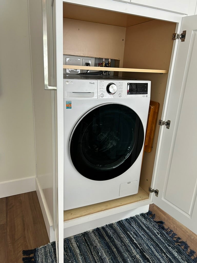All-in-one washer/dryer combo.