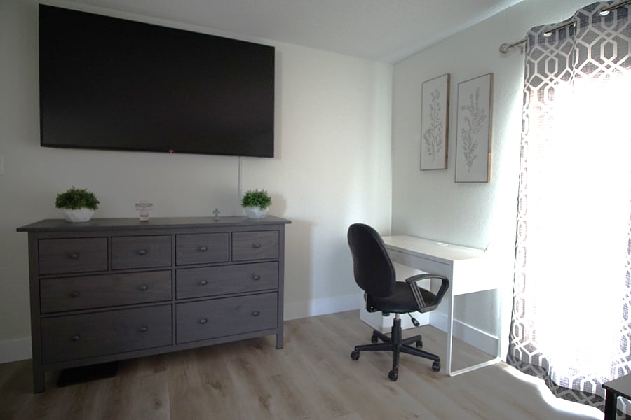 Furnished Finder property 742588_3 photo 7