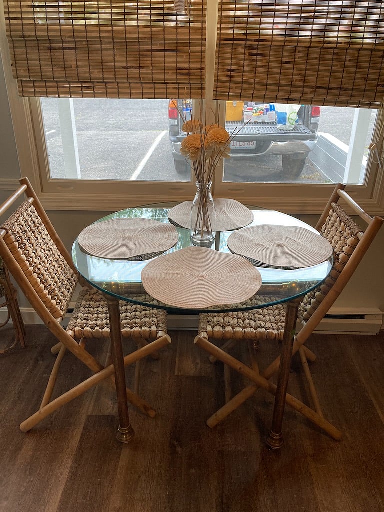 Kitchen table