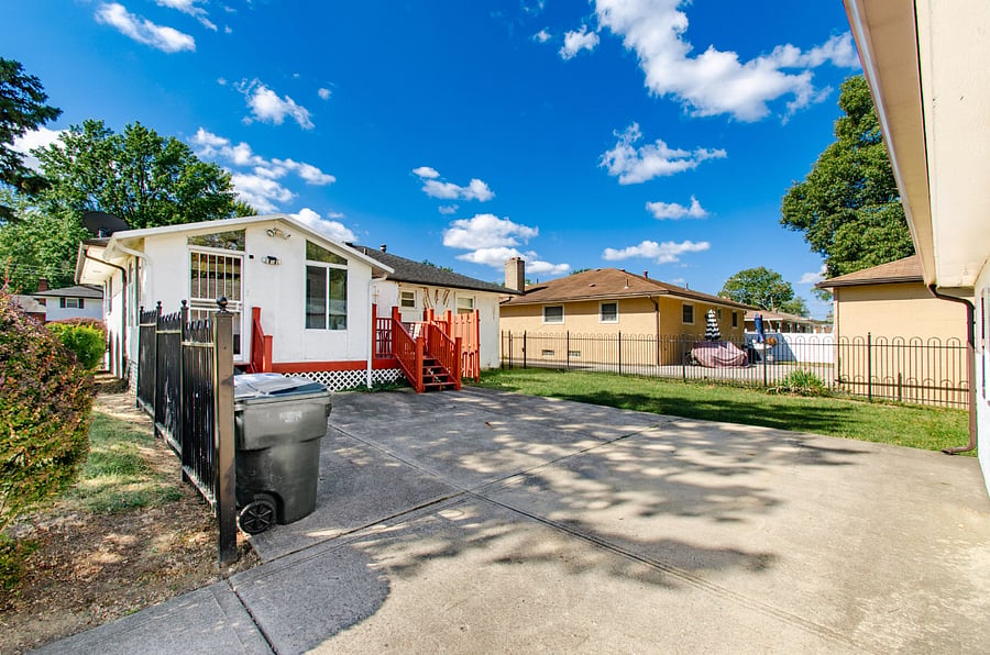 Furnished Finder property 742614_1 photo 37