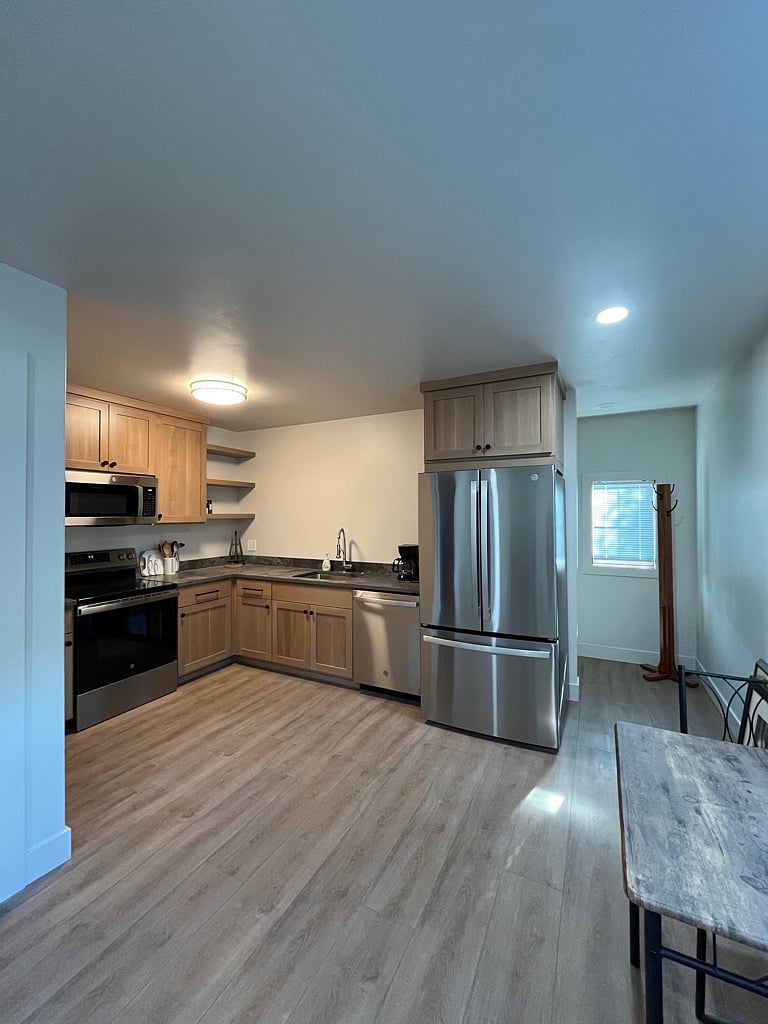 Furnished Finder property 742628_1 photo 3