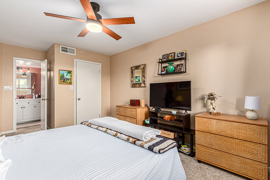 Furnished Finder property 742670_1 photo 12