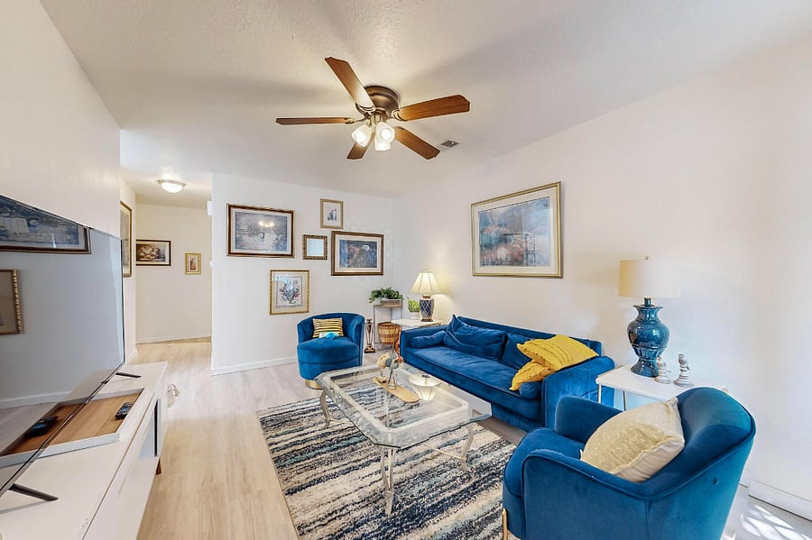 Furnished Finder property 742695_1 photo 3