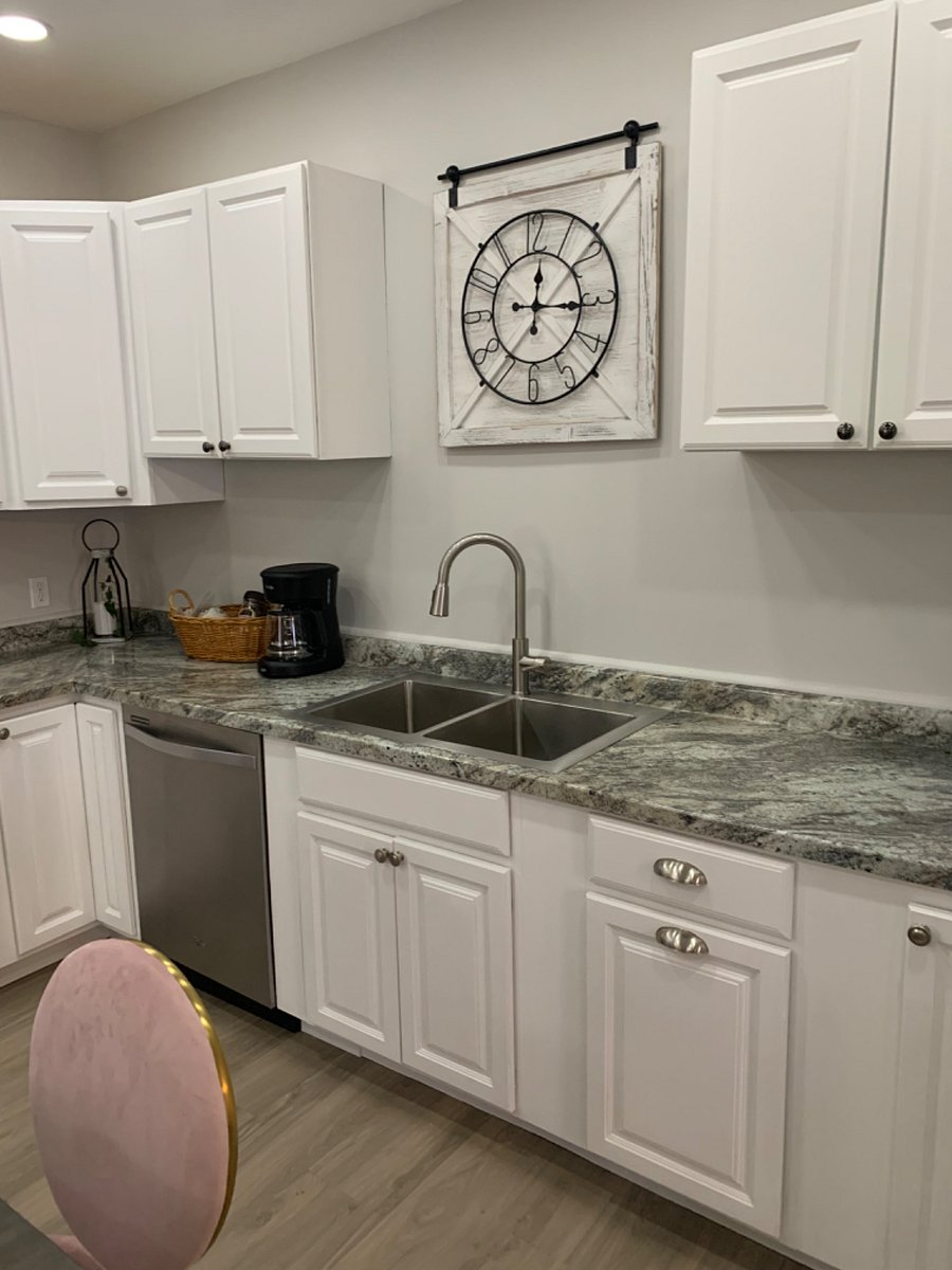 Furnished Finder property 742729_1 photo 3