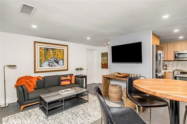 Furnished Finder property 742788_1 photo 7