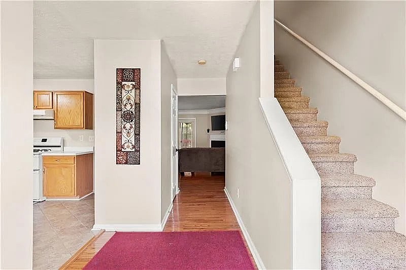 Furnished Finder property 742869_1 photo 10