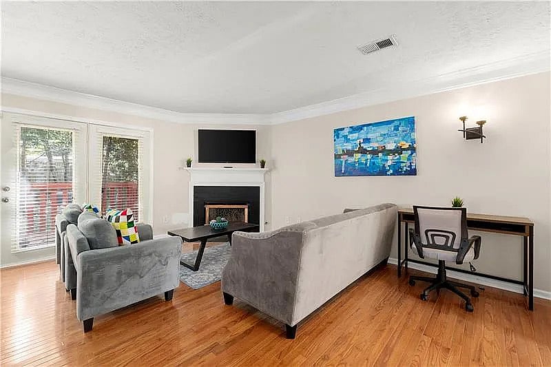 Furnished Finder property 742869_1 photo 1