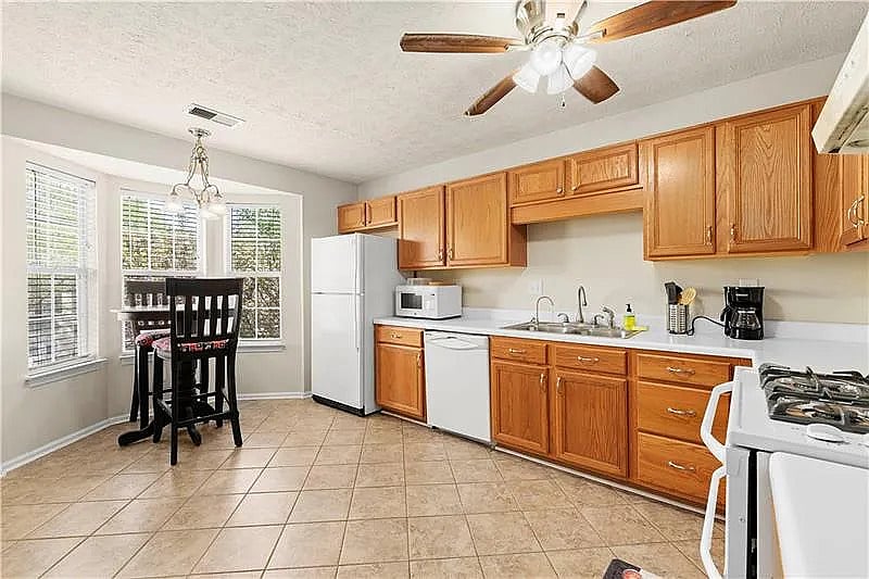 Furnished Finder property 742869_1 photo 12