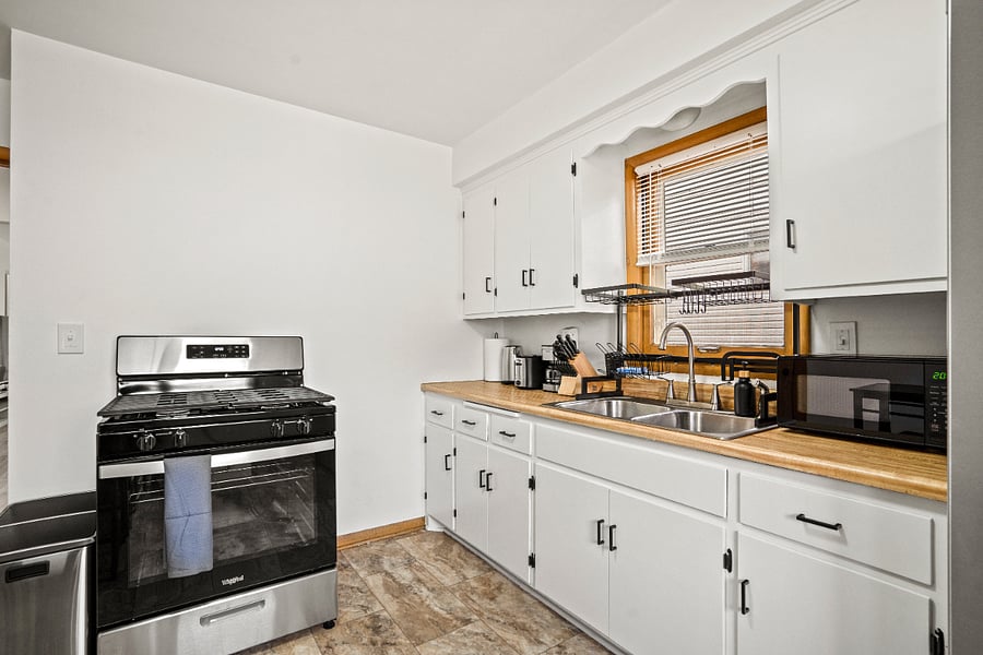 Furnished Finder property 742894_1 photo 8