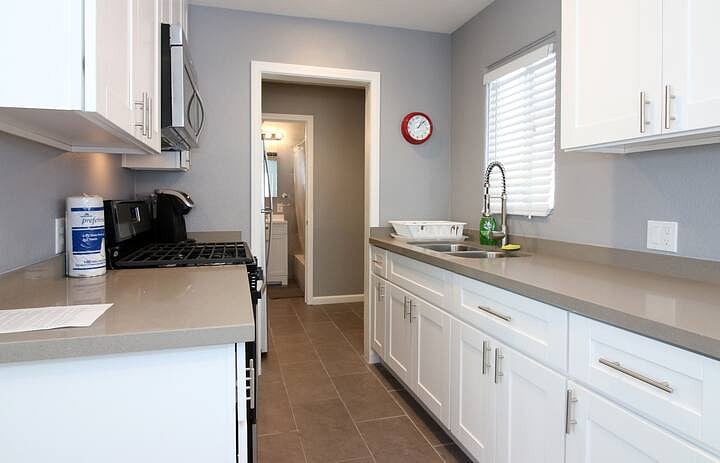 Furnished Finder property 742935_1 photo 9