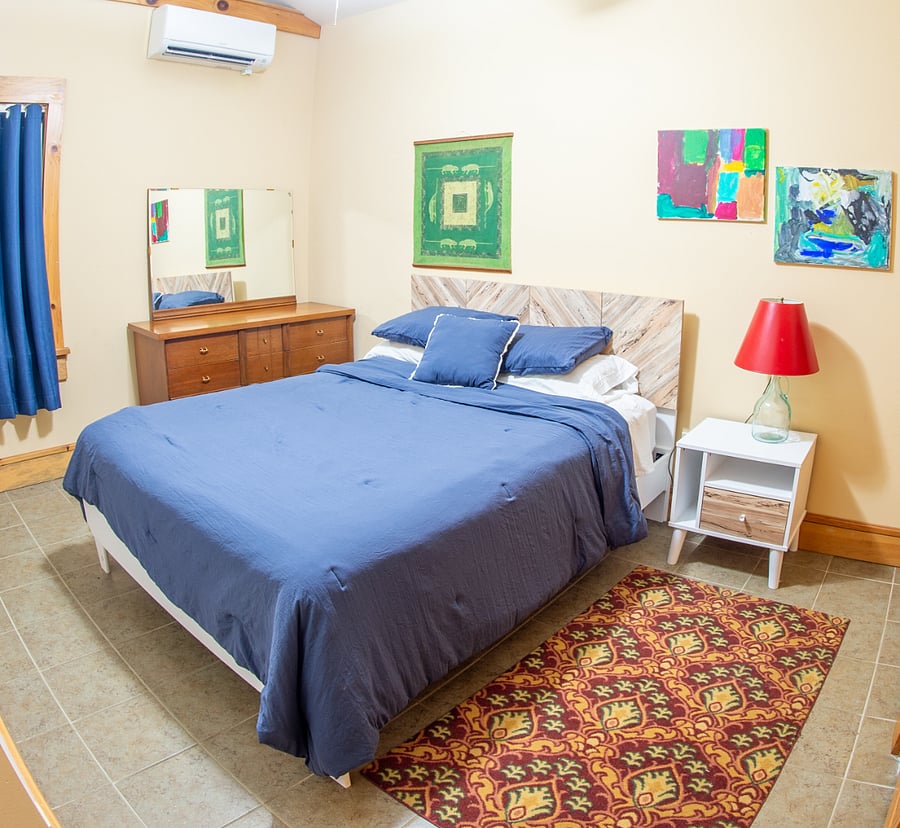 Not included when renting the upstairs room