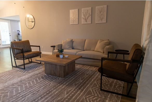 Furnished Finder property 743012_1 photo 2