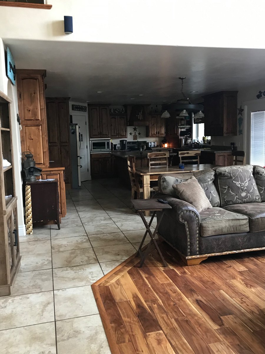 Furnished Finder property 743078_1 photo 2