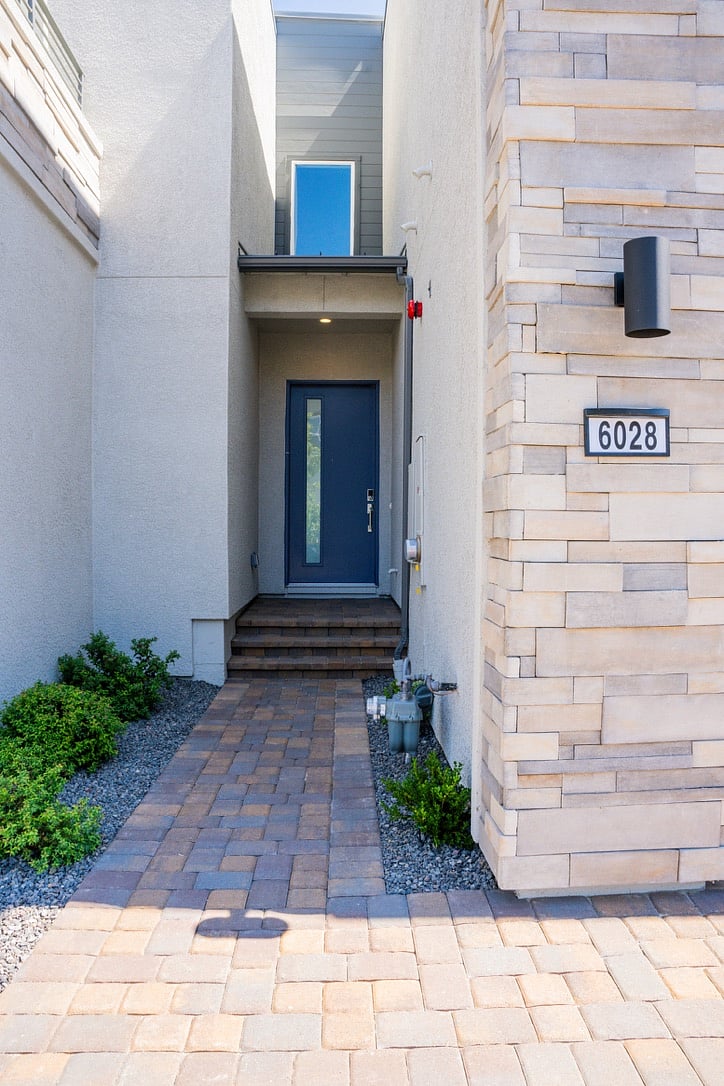 Furnished Finder property 743179_1 photo 1